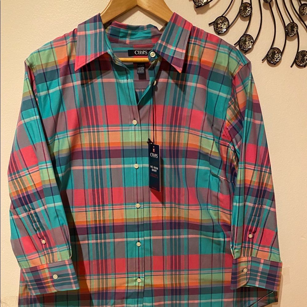 CHAPS no iron multi color button down shirt.